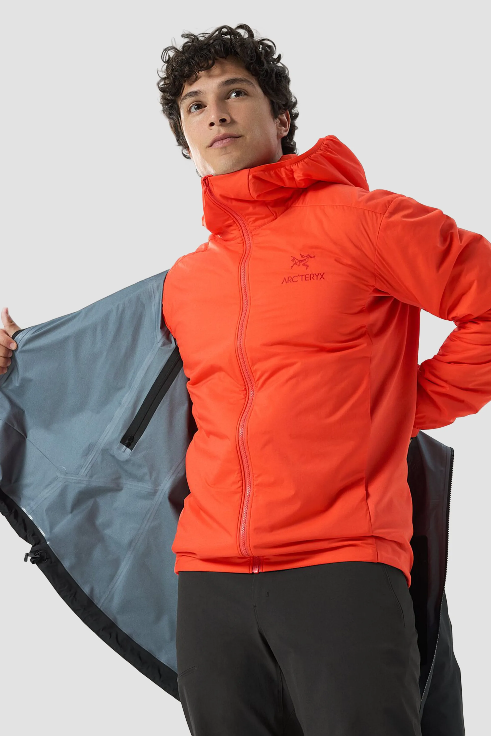 Arc'teryx Men's Atom Hoody in Solaris